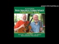 Somos El Barco [We Are the Boat] - Pete Seeger & others