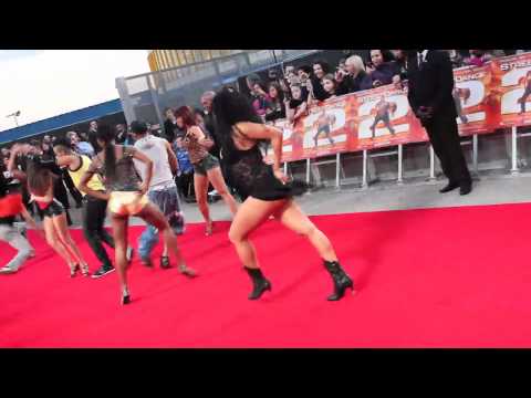 FLAVOURMAG: STREETDANCE 2 (3D) premiere show dancers