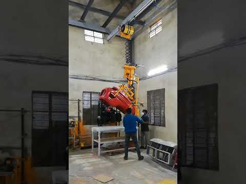Tractor Bonnet / Roof Handling