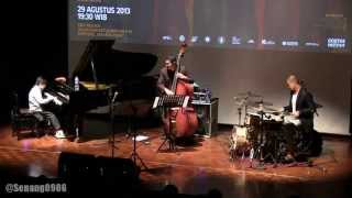 Joey Alexander - Amazing Grace ~ Bengawan Solo @ Serambi Jazz [HD]