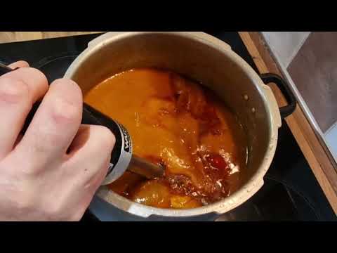 Indian Restaurant Pro Tip - How to Make your Base Gravy/Curry Sauce Ultra Smooth & Tastier