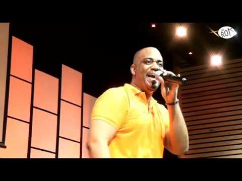 De Rots praise - Your Great Name