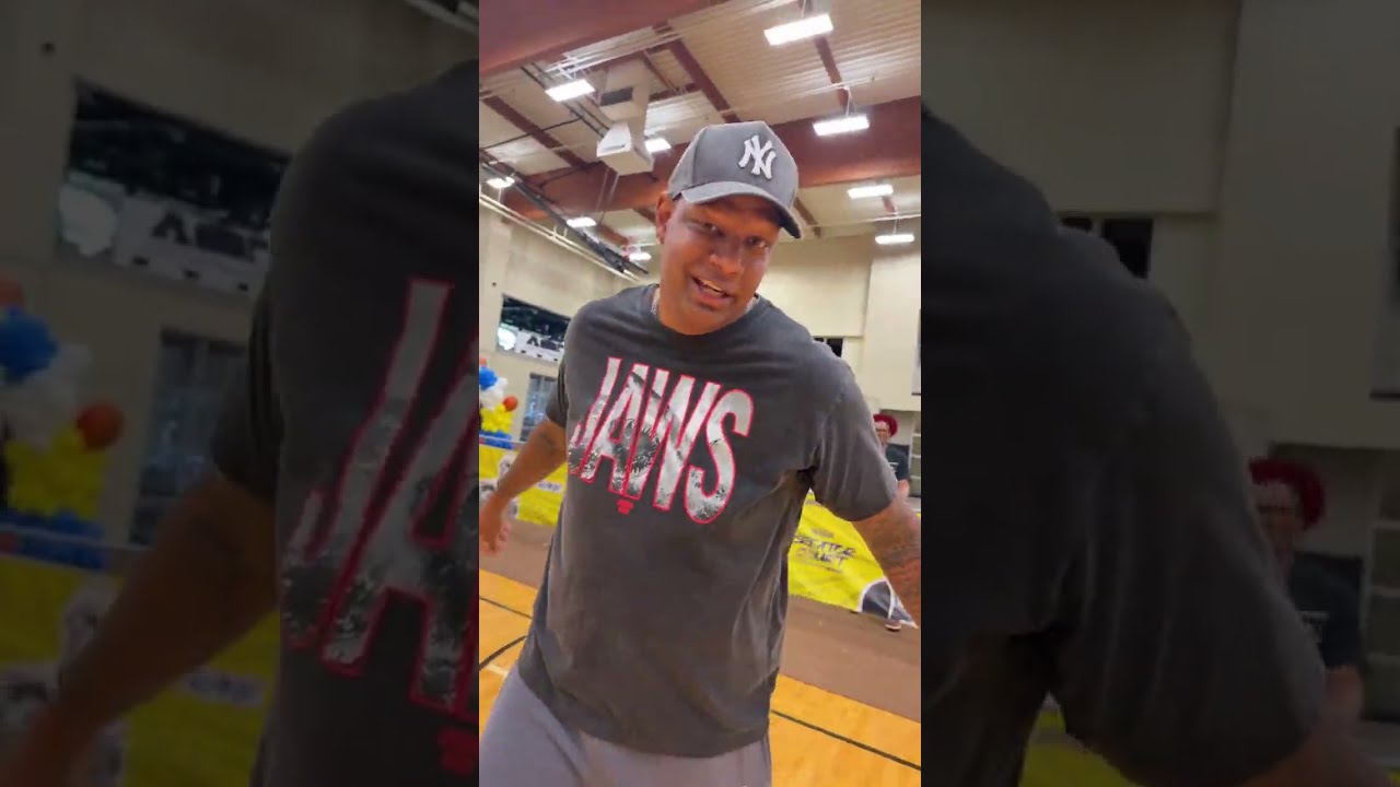 Theo vs CV 3 point shootout at BallIsLife x Nesquik