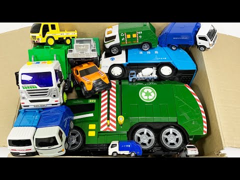 いろんな形のゴミ収集車のミニカーで坂道走行テスト　サイレンあり☆Slope driving test with miniature garbage trucks of various shapes.