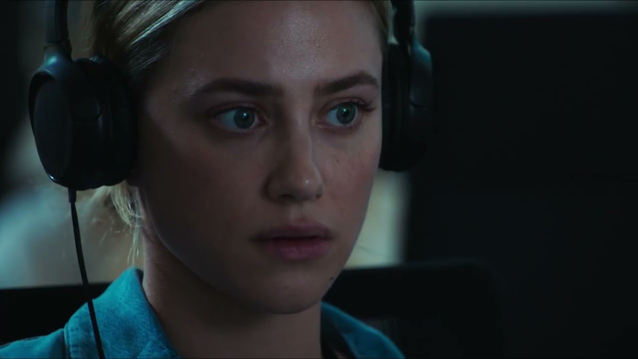 Miniature de la vidéo Official Clip - The Video du film American Sweatshop