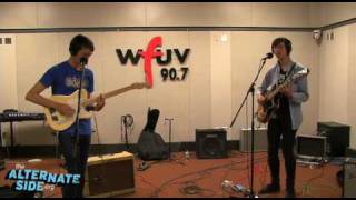The Morning Benders - &quot;Wet Cement&quot; (Live at WFUV)