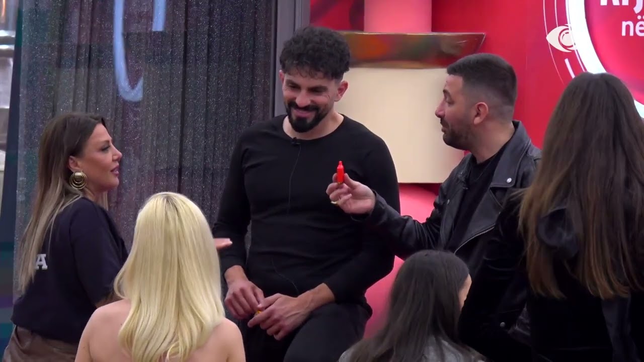 Ola më ka thënë që është e hapur të krijojë afrimitet me Laertin/ Gerta bisedon me banorët