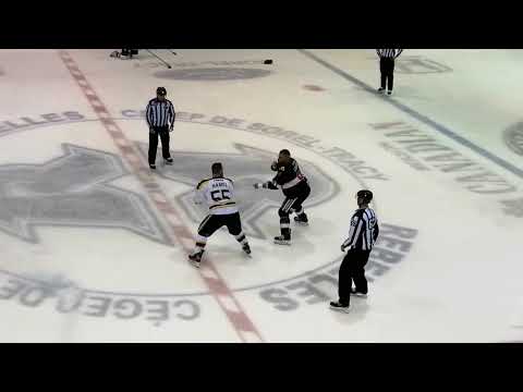 Fight/Bagarre Dave Hamel vs David Lacroix + inconduite 1 avril 2022