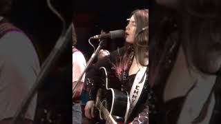 Emmylou Harris - C&#39;est la Vie (live) #TopPop #Shorts #EmmylouHarris #Song #Songs #70s #80s