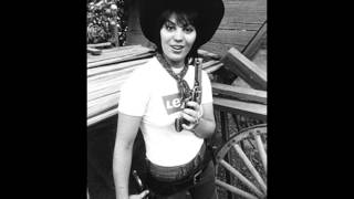 Joan Jett - We&#39;re all crazy now