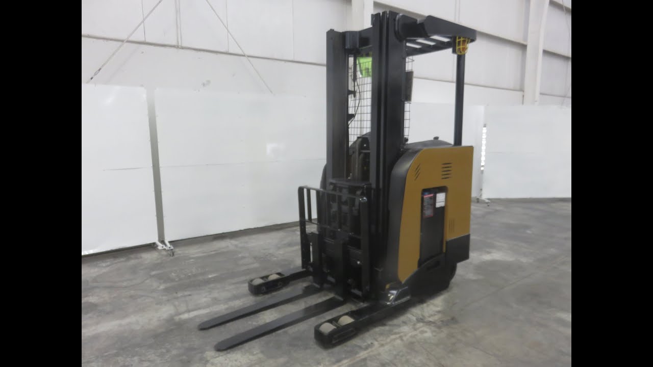 Como Operar o Manejar un Montacargas Hombre Parado YALE NR040DANS24TE091 ELECTRICO de 4000 Libras