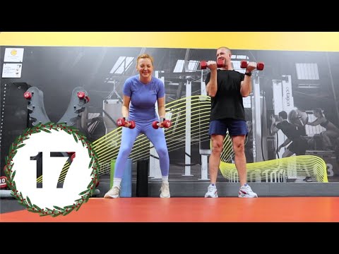 This guy is really bothering me!🎄I made some beautiful decorations 🎄Vlogmas 17