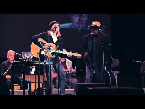 RADE ŠERBEDŽIJA I SAŠA LOŠIĆ - BOLJE BITI PIJAN NEGO STAR (LISINSKI 2015)