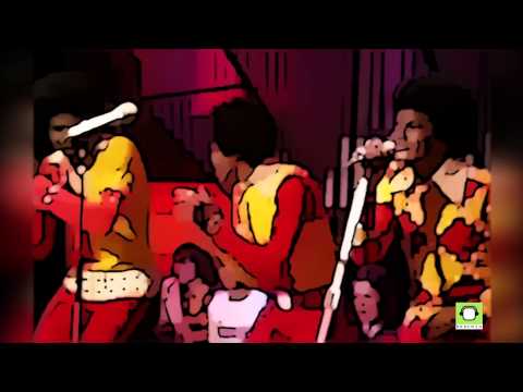 Pharrell Williams vs Michael Jackson  : Happy Robin mashup