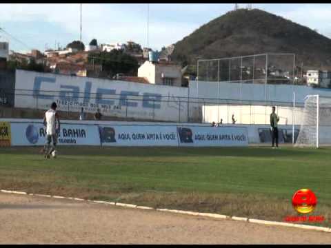 Feirense treina para o último jogo do Baianão 2012