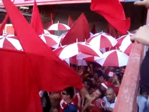 "Entra la banda Vs RaSIN-club" Barra: La Barra del Rojo • Club: Independiente