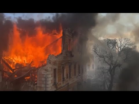 Russia continues daytime drone strikes in Kyiv