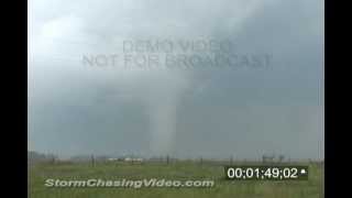 preview picture of video '5/10/2003 Monroe City, MO Tornado'