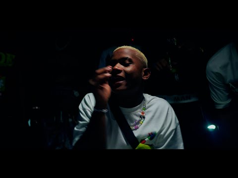 Beyako Rap - BAJA LA VENTANA | Video Oficial @Izy_Music