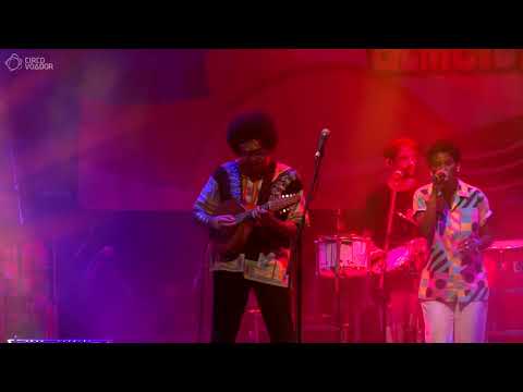 Hamilton de Holanda e o Baile do Almeidinha + Mahmundi :: Eu Só Quero Um Xodó :: Circo Voador