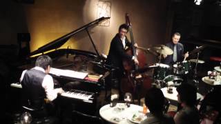 Moon River - Kengo Nakamura Trio