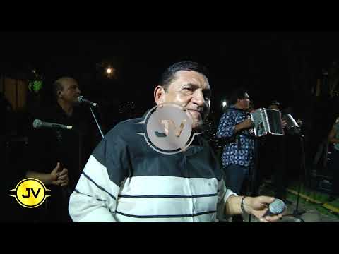 LA CEIBA DE VILLANUEVA   -     Poncho & Beto villa  -   La autentica  ceiba la original en vivo