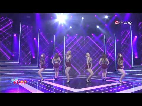 Simply K-Pop EP141-HELLOVENUS (StickySticky) 헬로비너스 (끈적끈적)