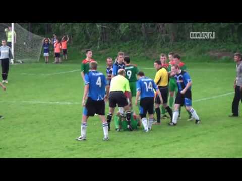 B klasa: Chałupki Nieboczowy (Bijatyka na boisku)
