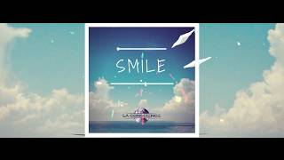 Lyrics video de "SMILE"