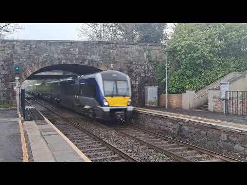 NIR Class 4000 Unit 4015 passing Whiteabbey 10/04/23