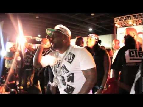 Akon Ya Boy Yung Jezzy  Toss 50K @ Car and Bike Show