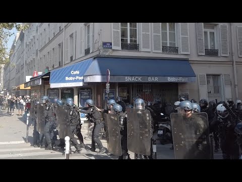 "Chargez, chargez, chargez..." Affrontements rue du Val de grâce à Paris