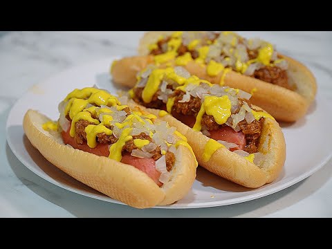 Coney Dog Hot dog topped with a savoury meat sauce