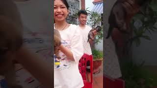 co gái phải thùy mỵ lết  na | dung abc short