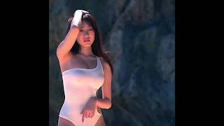 沢口愛華さん#ワンショルダー#白水着