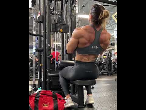 back workout for mass - girl muscle growth #shorts