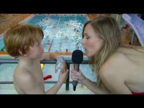 Comedian Signe Molde: Horny kids in public pools (LONG VERSION)