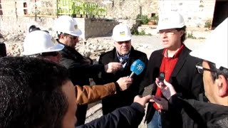 preview picture of video 'El delegado de Turismo visita el castillo de Salobreña para supervisar su restauración'