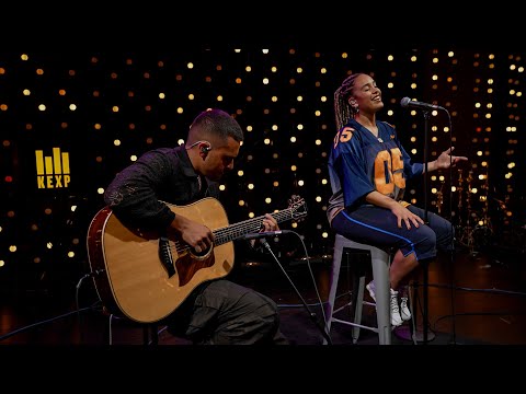 Jorja Smith – Full Performance (Live on KEXP)