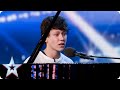 Pianist and singer Isaac melts the Judges' hearts ...