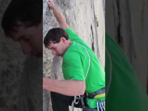 That time Alex Honnold almost fell soloing in Yosemite! Follow for more #rockclimbing