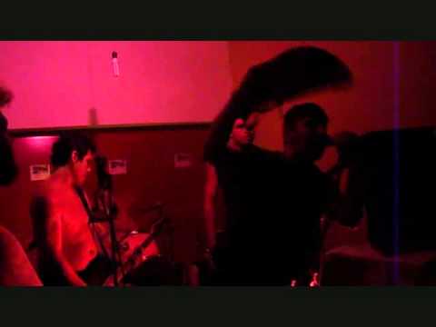 MAL ASPEKTO 09 - PERRO SARNOSO / CARNE PARA LA PICADORA