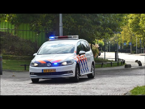 2x Politie Touran 2017 met spoed naar een melding in Eindhoven