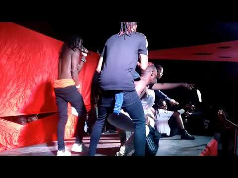 FDC ft Flor De Raiz Toco Na (Show Da Caso Ideia)