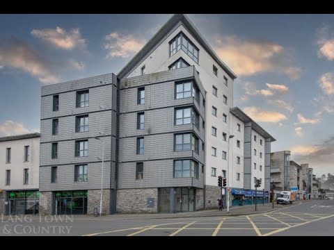 Flat 20, Penrose House, Lockyers Quay. Property for sale in Plymouth.