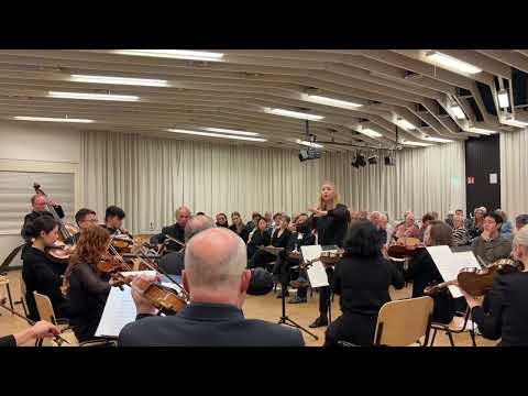 Puccini: Crisantemi Thumbnail