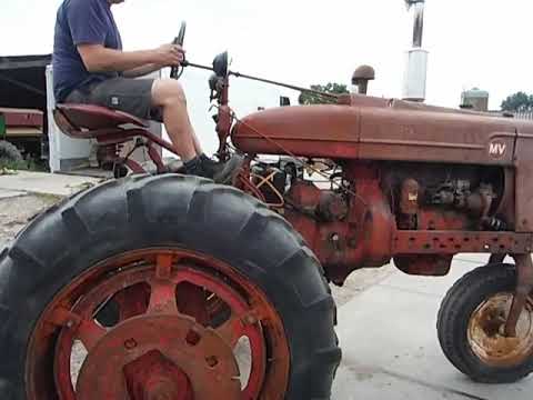 Farmall MV Hi-crop atHappy Old Iron Belgium