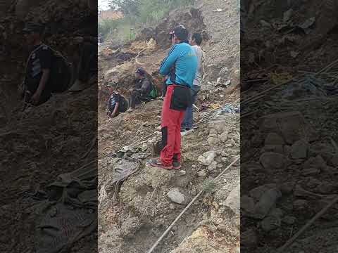 Un bus de la empresa Express Conchucos cayó al río Pacosbamba en Mariscal Luzuriaga, Áncash.