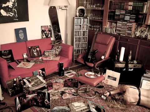 -buzzjump-  Come out and play!