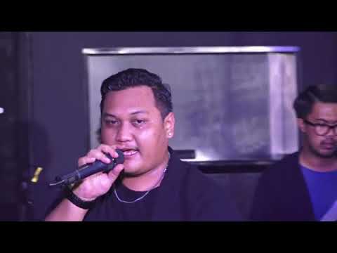 Tibo Mburi - Ndarboy feat PAGIBOETA band (live)
